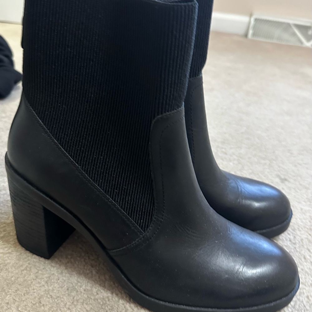 Crown Vintage Leather Adventure Ankle Boots – Black – Size 11